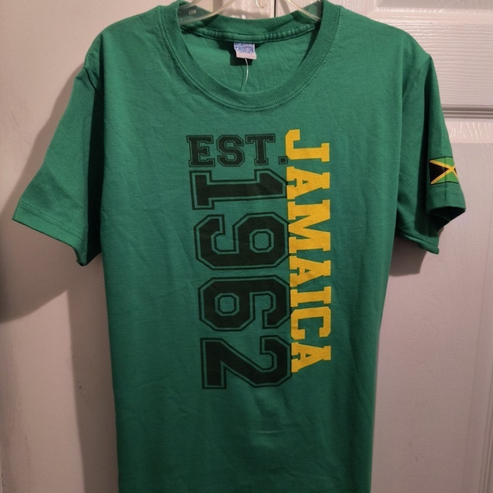 Jamaica Flag and Logo est. 1962 Green T-Shirt Youth Large.